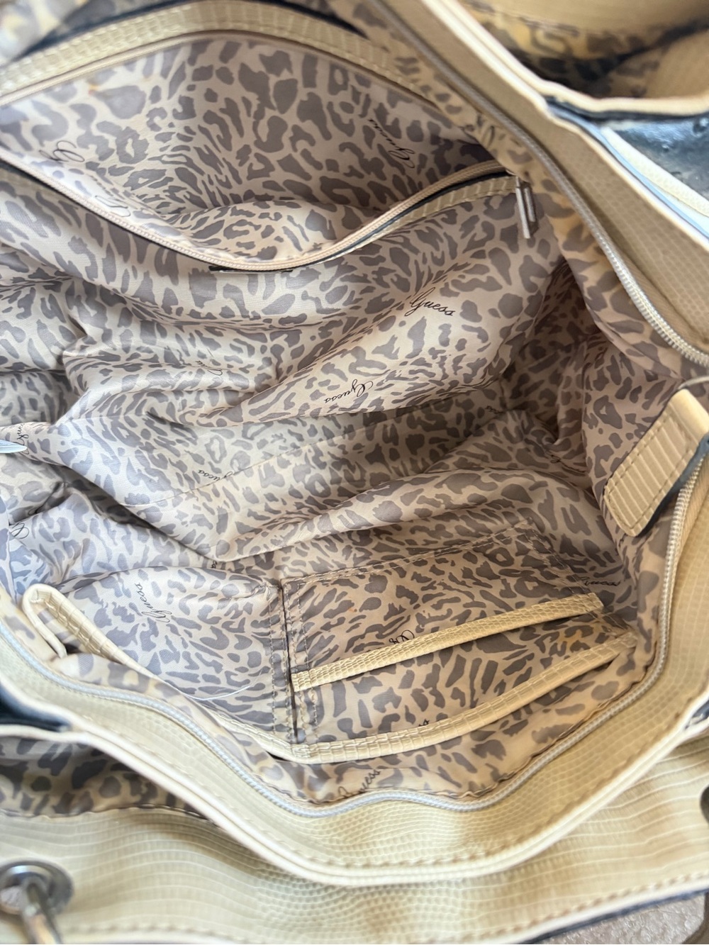 Vintage Y2K Guess Shoulder Bag Purse Cream Black Faux Ostrich Bow Rhinestone - Picture 9 of 11